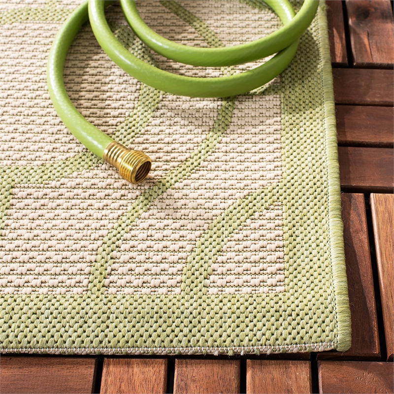 Safavieh Courtyard Beige Indoor Outdoor Rug - 2' x 3'7