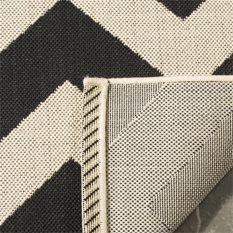Safavieh Courtyard Black Indoor Outdoor Rug - Square 5'3