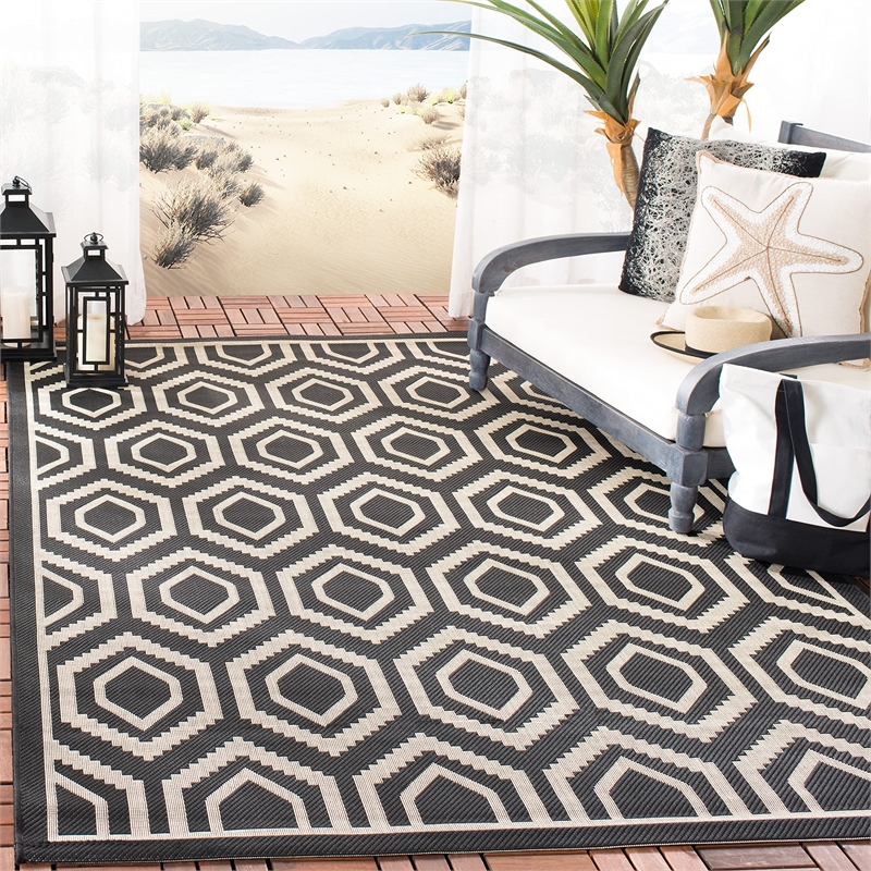 Safavieh Courtyard Black Indoor Outdoor Rug - 2'7