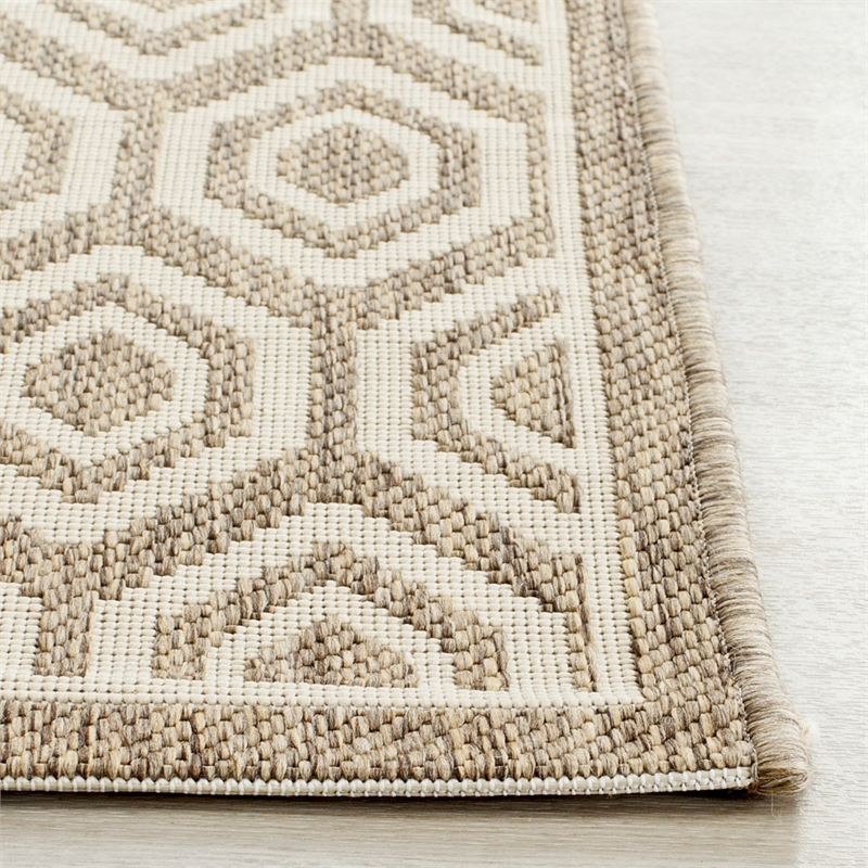 Safavieh Courtyard Black Indoor Outdoor Rug - 4' x 5'7