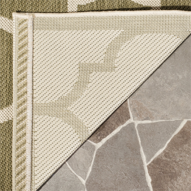 Safavieh Courtyard Green Indoor Outdoor Rug - Square 4'
