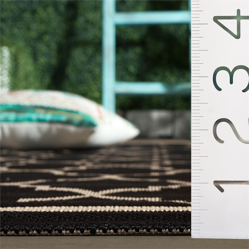 Safavieh Courtyard Black Indoor Outdoor Rug - Square 5'3