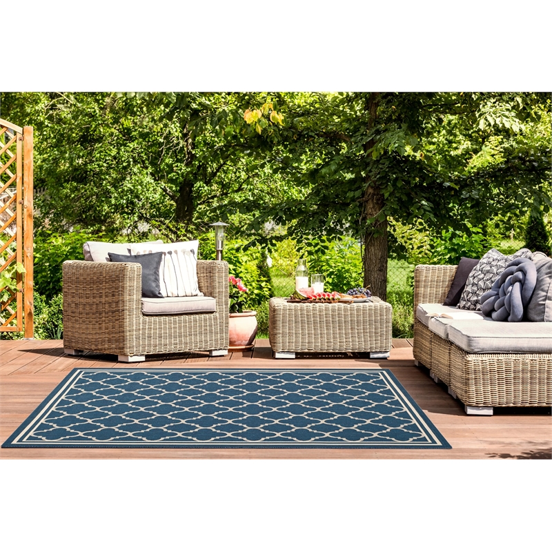 Safavieh Courtyard Navy Indoor Outdoor Rug - 6'7