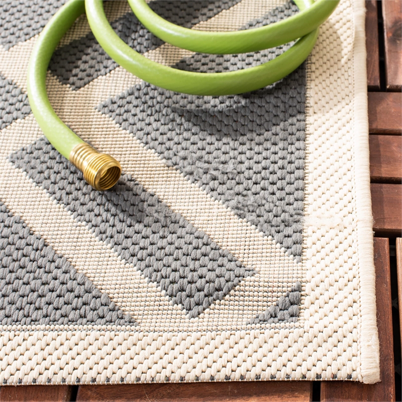 Safavieh Courtyard Blue Indoor Outdoor Rug - 6'7