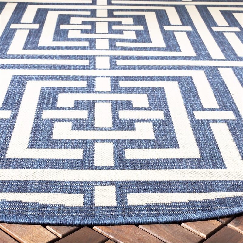 safavieh courtyard navy indoor outdoor rug - round 5'3&quot
