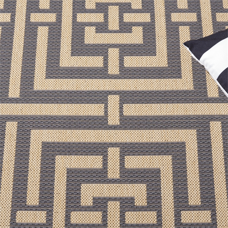 Safavieh Courtyard Grey Indoor Outdoor Rug - Square 7'10