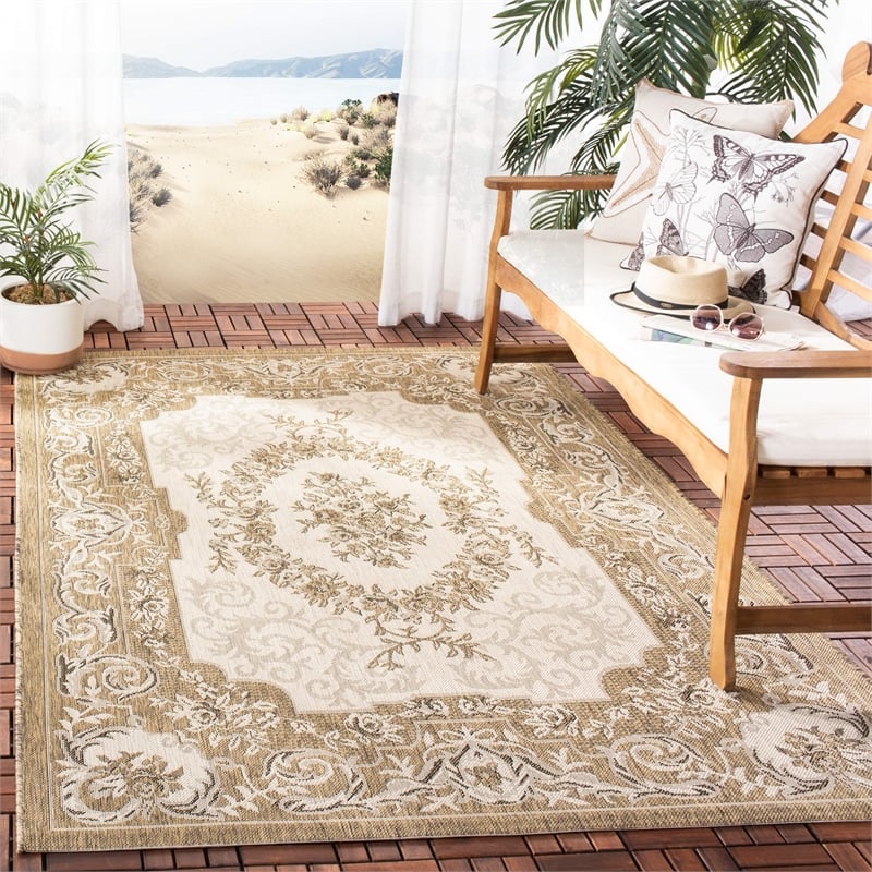 Safavieh Courtyard Creme Indoor Outdoor Rug - 8' x 11'