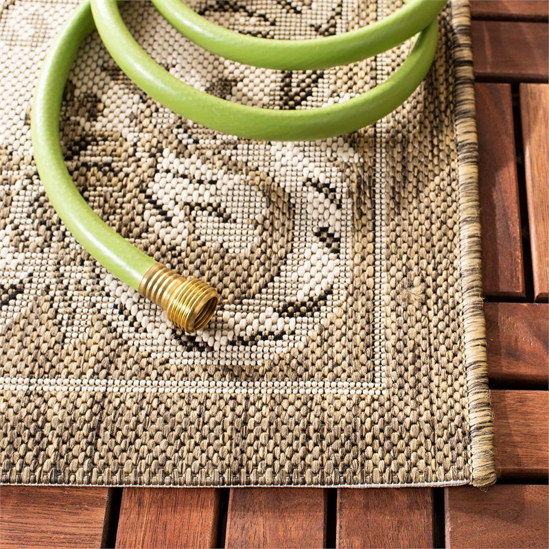 Safavieh Courtyard Creme Indoor Outdoor Rug - 9' x 12'