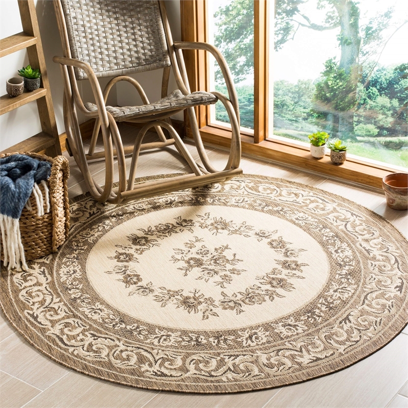 Safavieh Courtyard Creme Indoor Outdoor Rug - Round 6'7