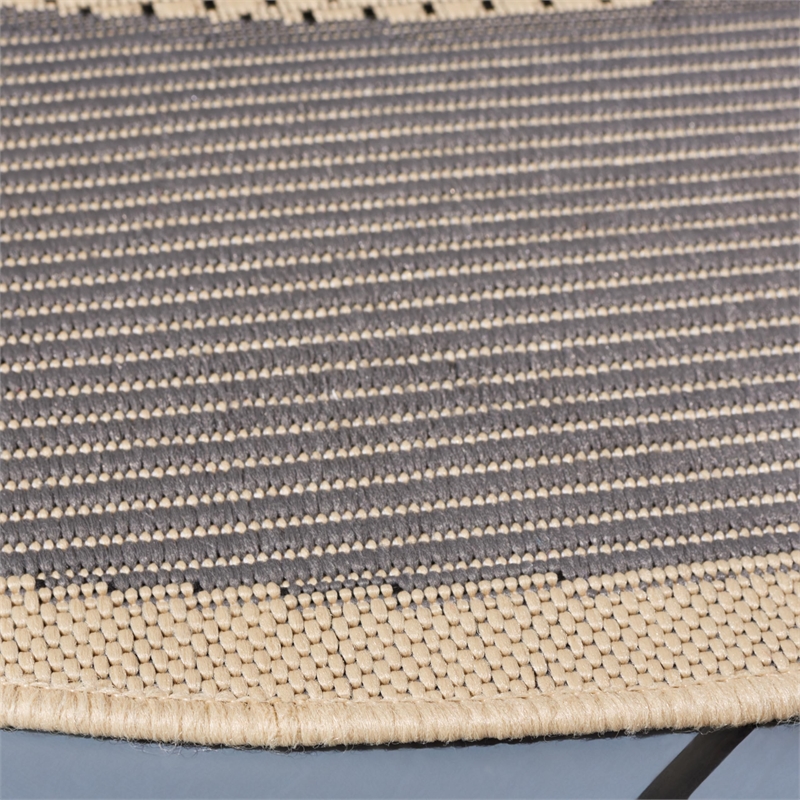 Safavieh Courtyard Grey Indoor Outdoor Rug - Round 7'10