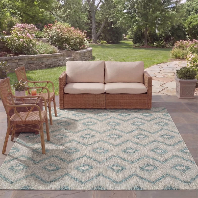 Safavieh Courtyard Grey Indoor Outdoor Rug - 8' x 11'