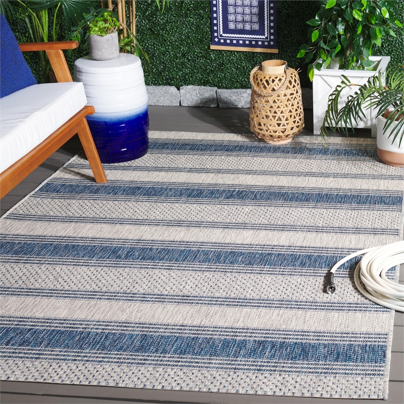 Safavieh Courtyard Grey Indoor Outdoor Rug - 5'3