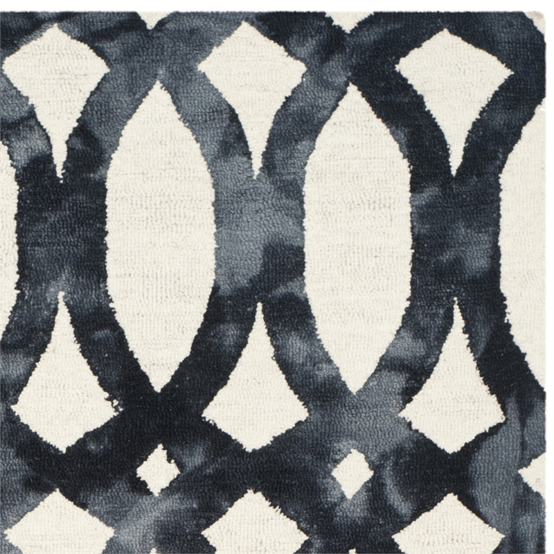Safavieh Dip Dyed Ivory Contemporary Rug - 5' x 8'