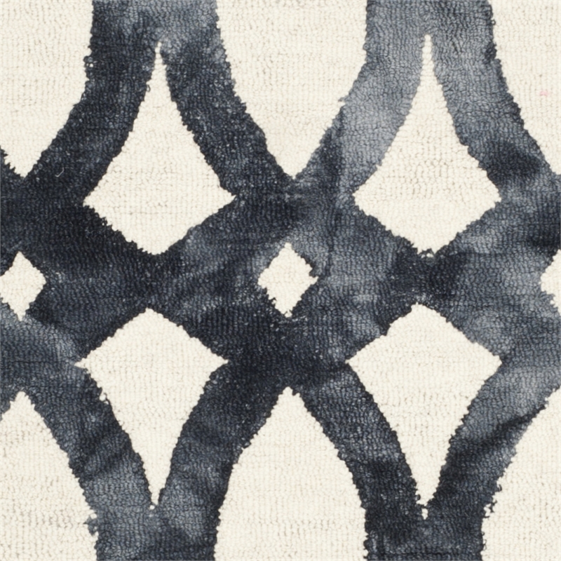 Safavieh Dip Dyed Ivory Contemporary Rug - 5' x 8'