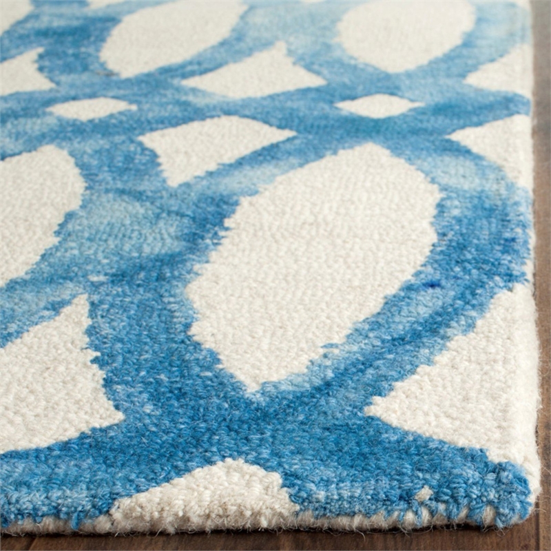 Safavieh Dip Dyed Ivory Contemporary Rug - 8' x 10'