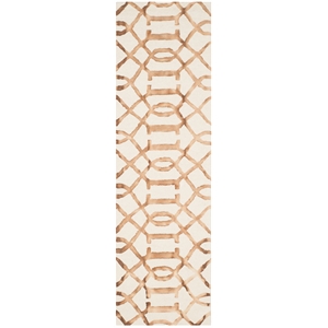 Safavieh Dip Dye 2'-3&quot x 8'-0&quot Wool Hand Tufted Rug in Ivory / Camel
