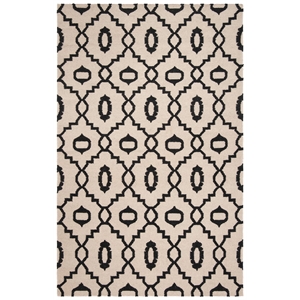 Safavieh Dhurries Ivory Contemporary Rug - 4' x 6'