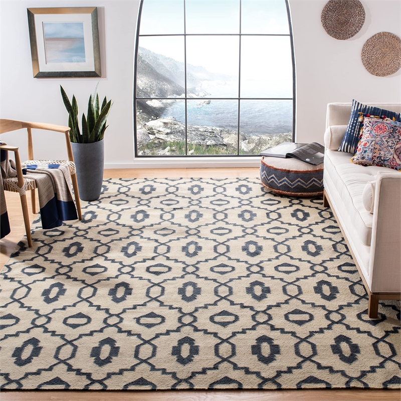 Safavieh Dhurries Chocolate Contemporary Rug - 8' x 10'