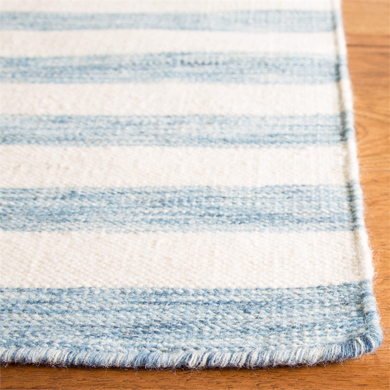 Safavieh Dhurries Grey Contemporary Rug - 6' x 9'