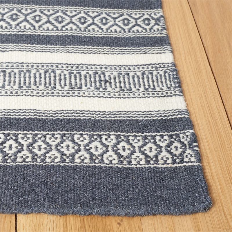 Safavieh Dhurries Dark Grey Contemporary Rug - 8' x 10'