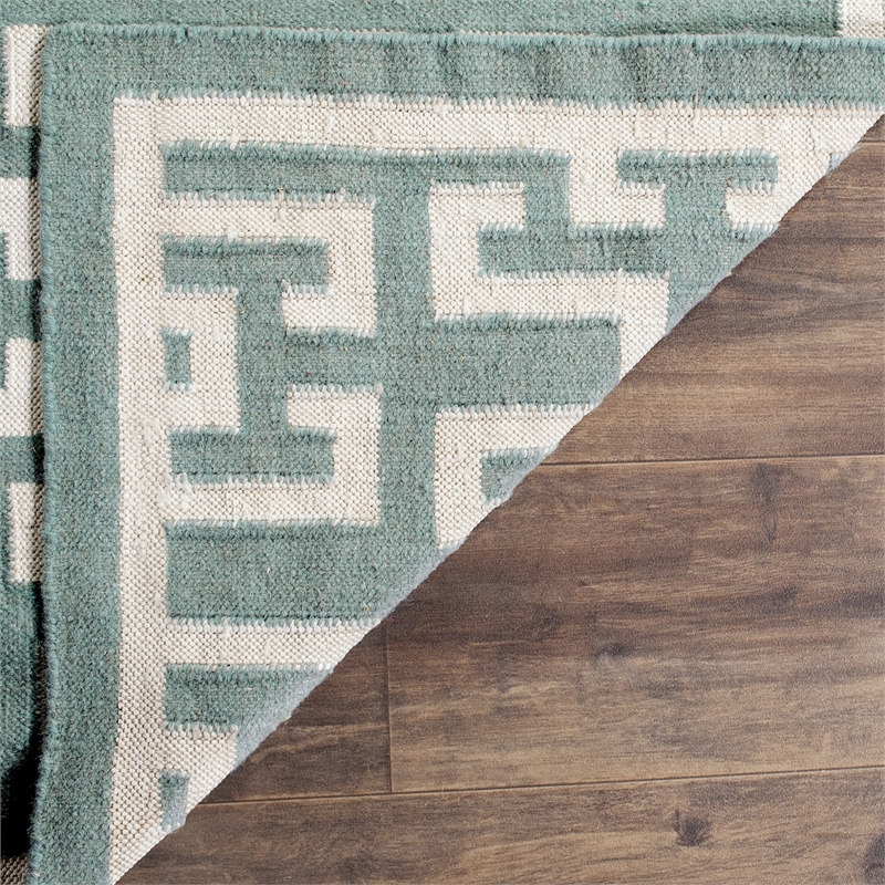 Safavieh Dhurries Seafoam Contemporary Rug - Runner 2'6