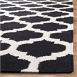 Safavieh Dhurries Black Contemporary Rug - 6' x 9'