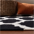 Safavieh Dhurries Black Contemporary Rug - 6' x 9'