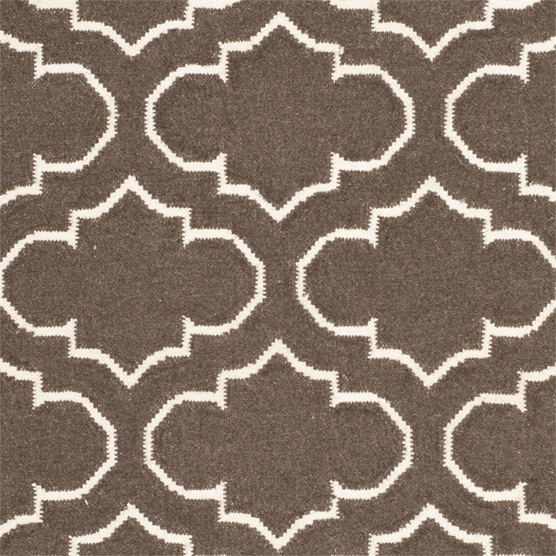 Safavieh Dhurries Brown Contemporary Rug - 4' x 6'