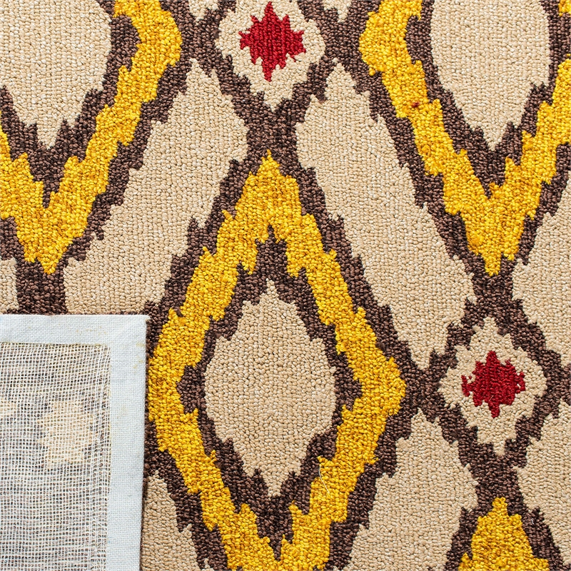 Safavieh Four Seasons Beige Indoor Rug - 3'6