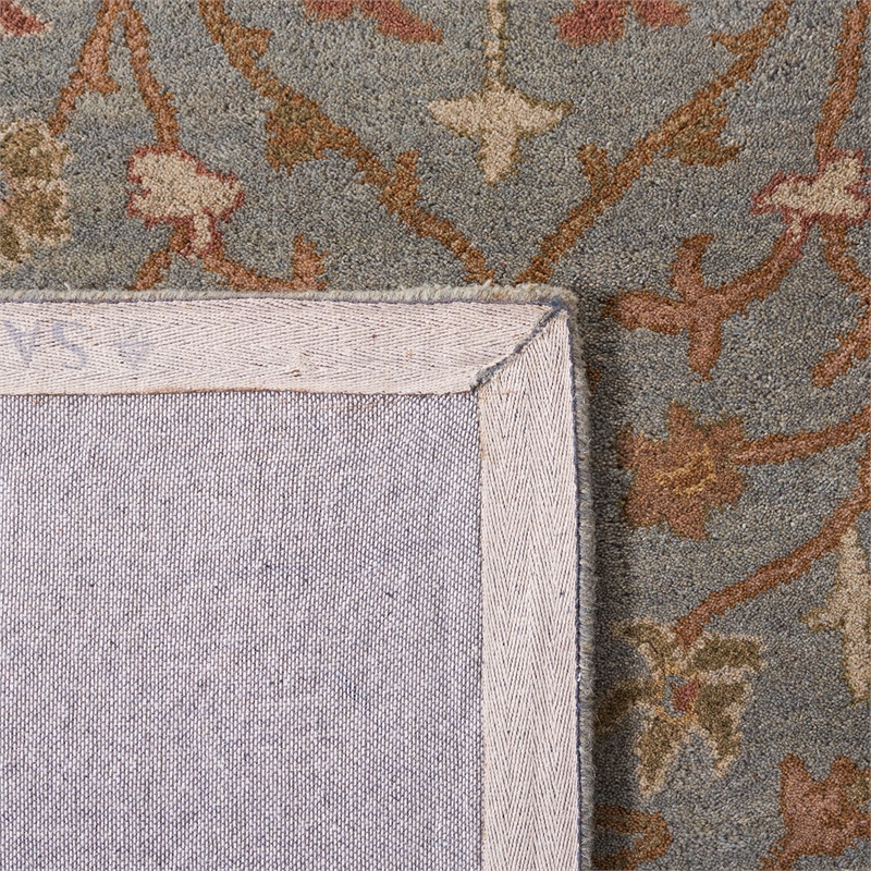 Safavieh Heritage Light Blue Traditional Rug - 4' x 6'