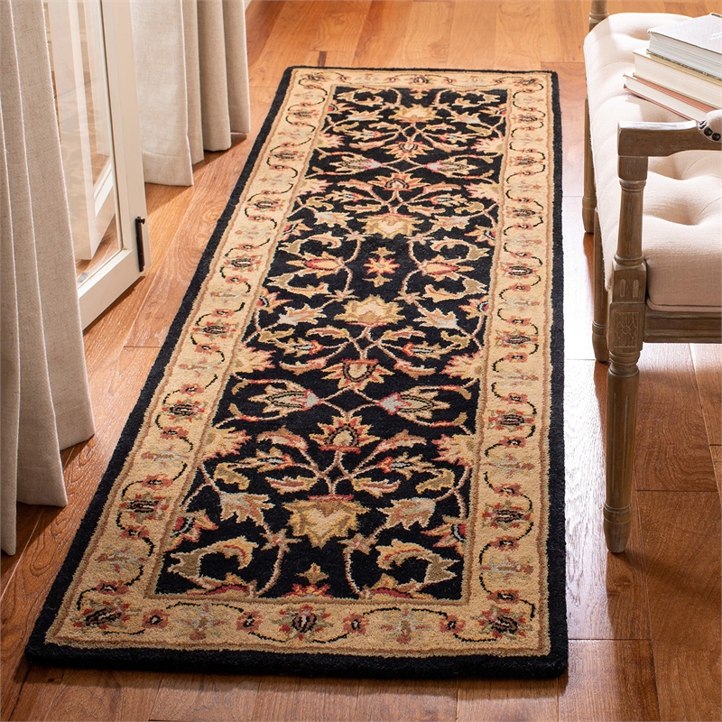 Safavieh Heritage Black Traditional Rug - Runner 2'3