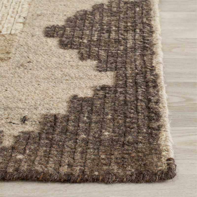 Safavieh Kenya Brown Transitional Rug - 2' x 3'