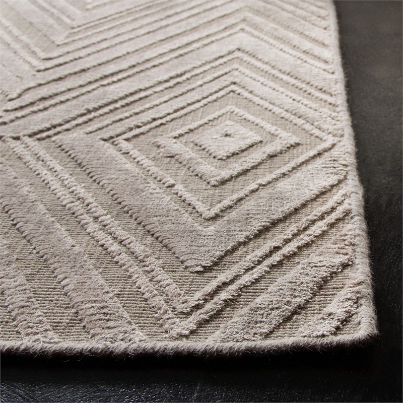 Safavieh Mirage Grey Contemporary Rug - 6' x 9'