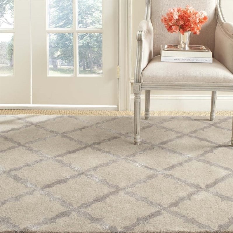 Safavieh Martha Stewart Plaza Taupe Transitional Rug - 5' x 8'