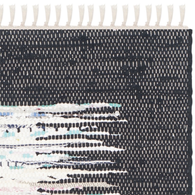 Safavieh Montauk Ivory Contemporary Rug - Runner 2'6