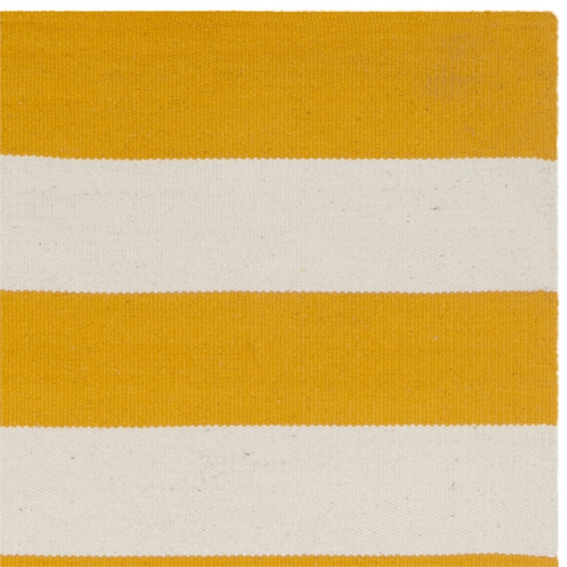 Safavieh Montauk Yellow Contemporary Rug - Runner 2'3
