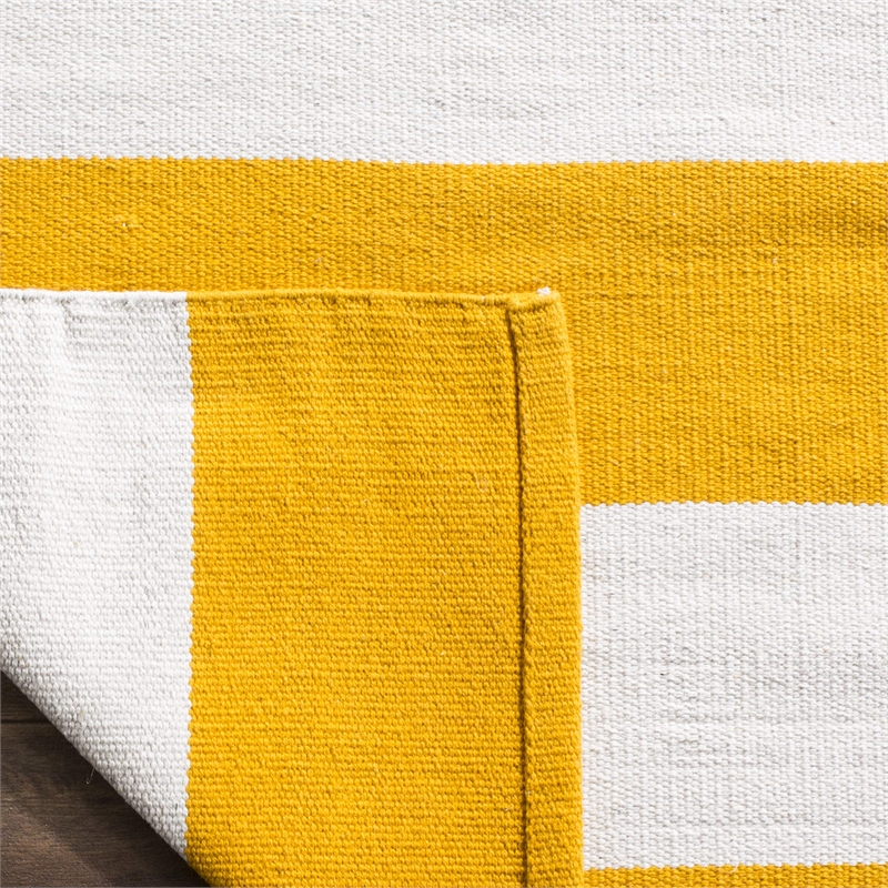 Safavieh Montauk Yellow Contemporary Rug - Runner 2'6