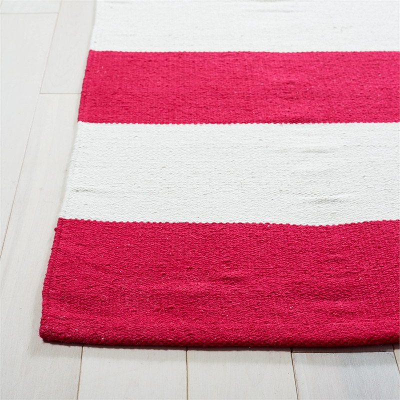 Safavieh Montauk Red Contemporary Rug - Runner 2'3