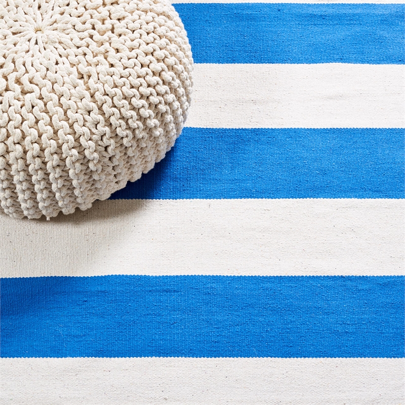Safavieh Montauk Blue Contemporary Rug - 6' x 9'