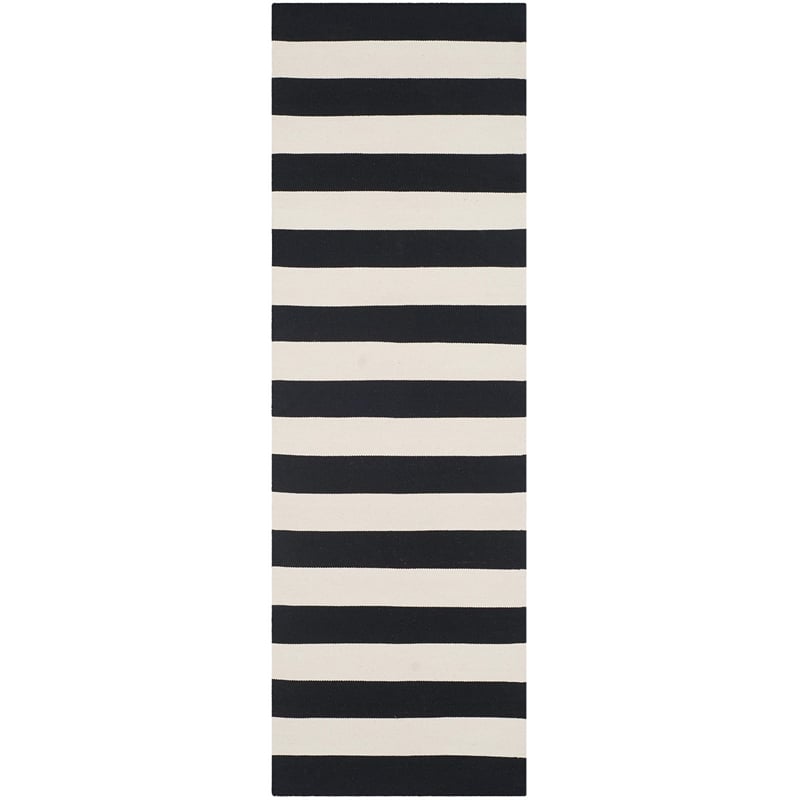 Safavieh Montauk Black Contemporary Rug - Runner 2'3