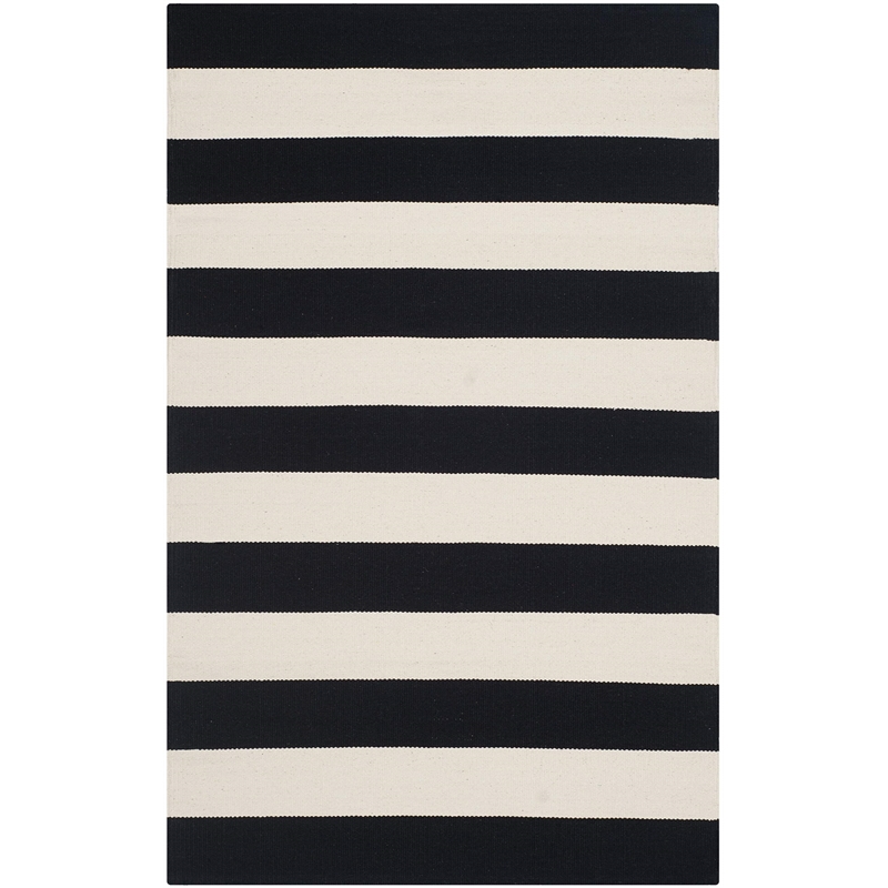 Safavieh Montauk Black Contemporary Rug - Runner 2'6