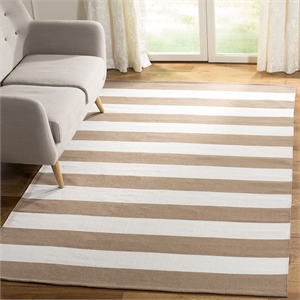 Safavieh Montauk Sand Contemporary Rug - 4' x 6'