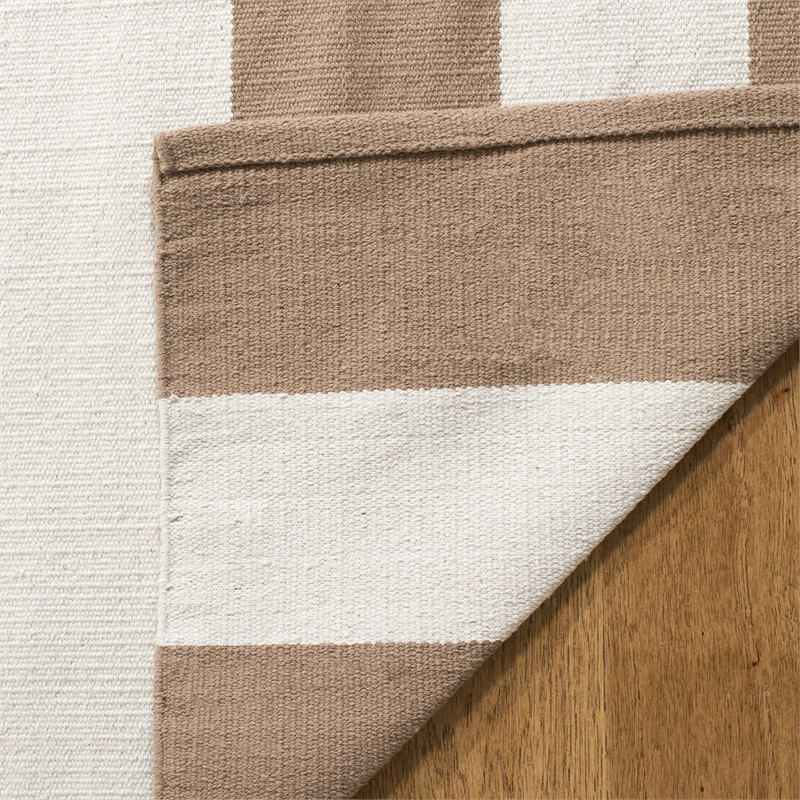 Safavieh Montauk Sand Contemporary Rug - Runner 2'6