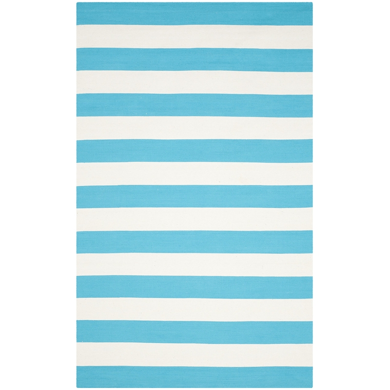 Safavieh Montauk Turquoise Contemporary Rug - 5' x 8'