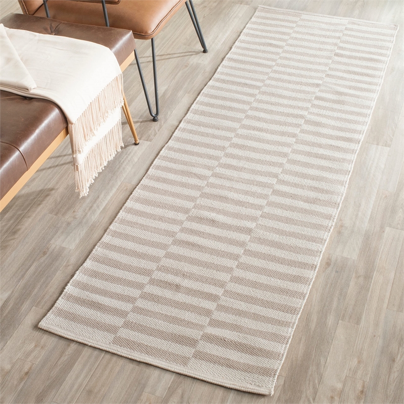 Safavieh Montauk Ivory Contemporary Rug - 2'3