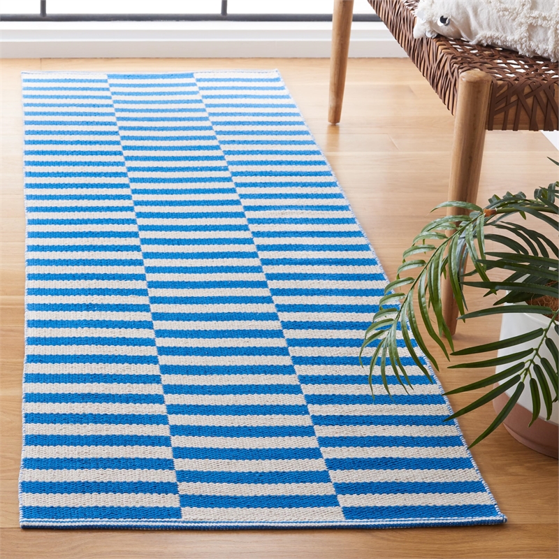 Safavieh Montauk Ivory Contemporary Rug - Runner 2'3