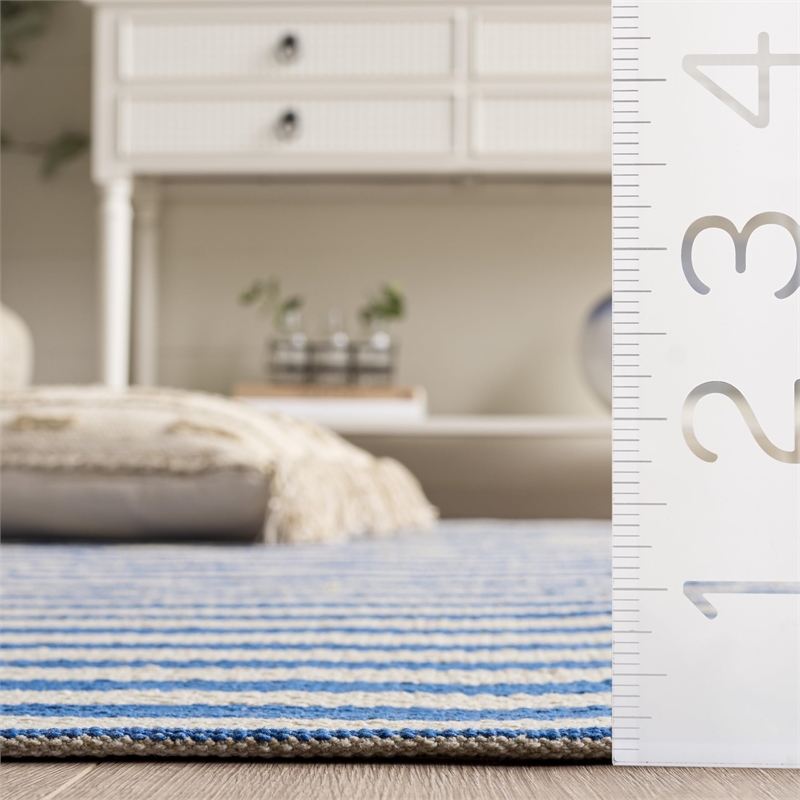 Safavieh Montauk Ivory Contemporary Rug - 5' x 7'