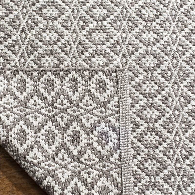Safavieh Montauk Ivory Contemporary Rug - Runner 2'3