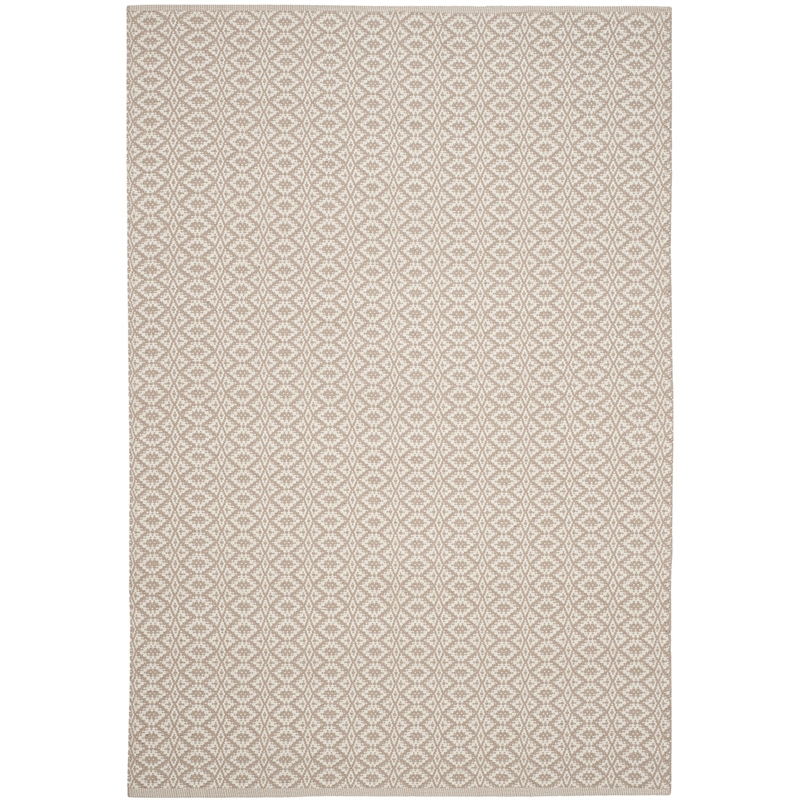 Safavieh Montauk Ivory Contemporary Rug - 5' x 7'