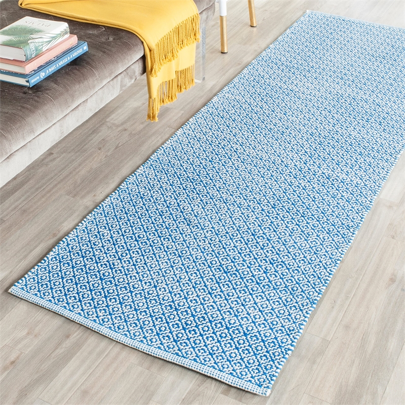 Safavieh Montauk Ivory Contemporary Rug - 2'3